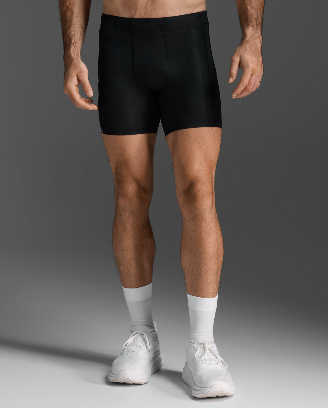 コンプレッション 1/2ショーツ MA4508B BLK/SIL – 2XU Japan