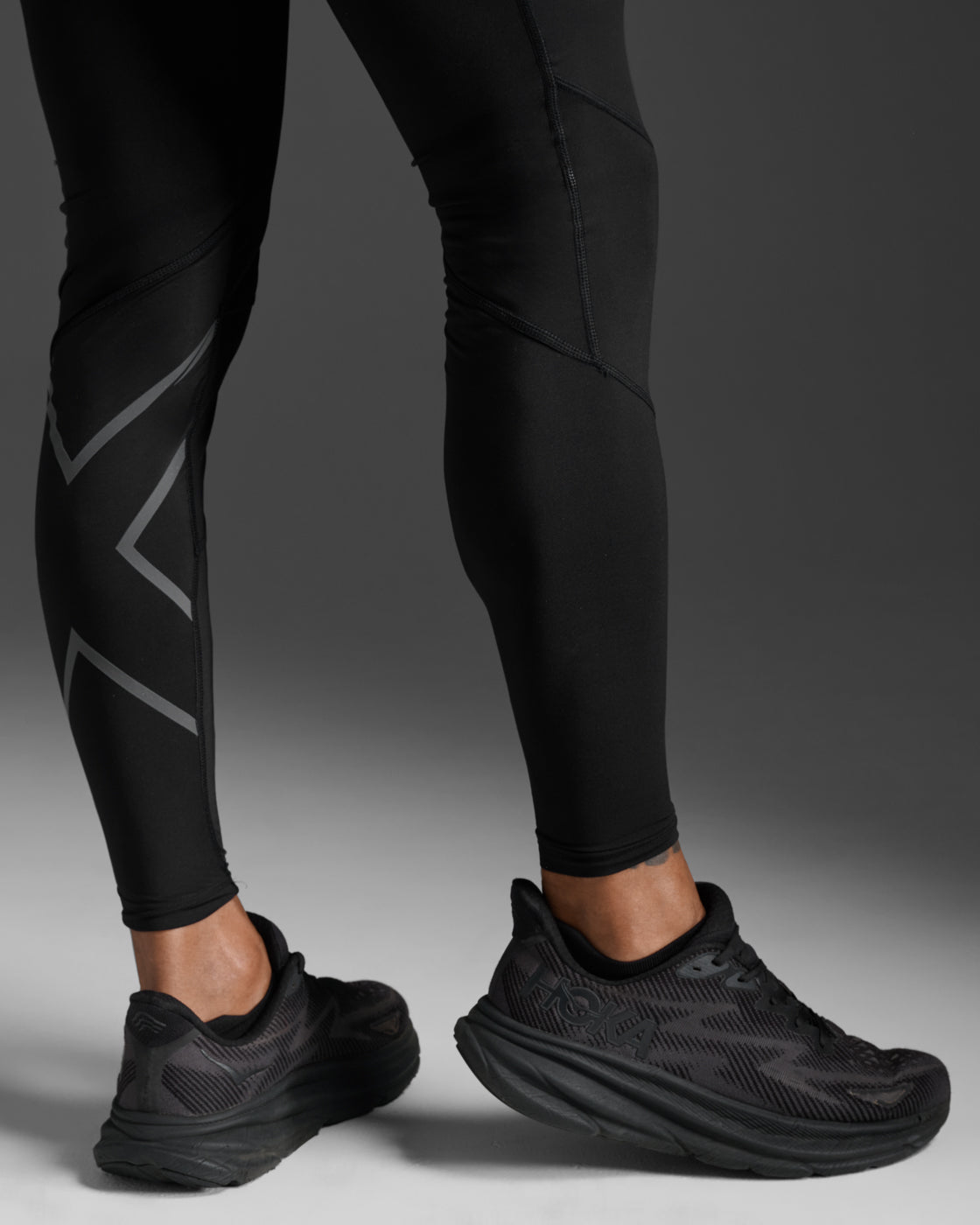 ウィンドディフェンス コンプレッションタイツ MA6311B BLK/BRF – 2XU
