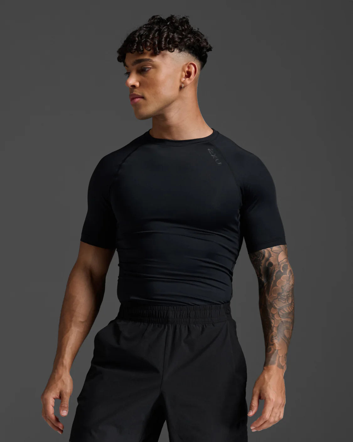 PWXコンプレッション ショートスリーブトップ MA6399A BLK/NLO – 2XU Japan