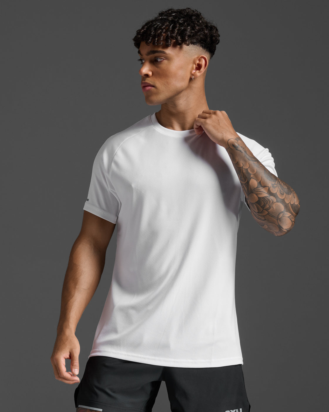 メンズ エアロ Tシャツ MR6557A WHT/SRF〈セール返品交換・不可