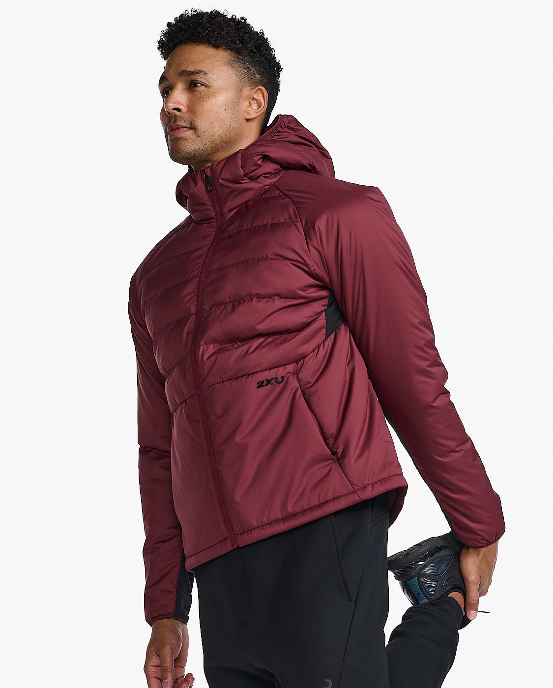 冬用アパレルアイテム – 2XU Japan