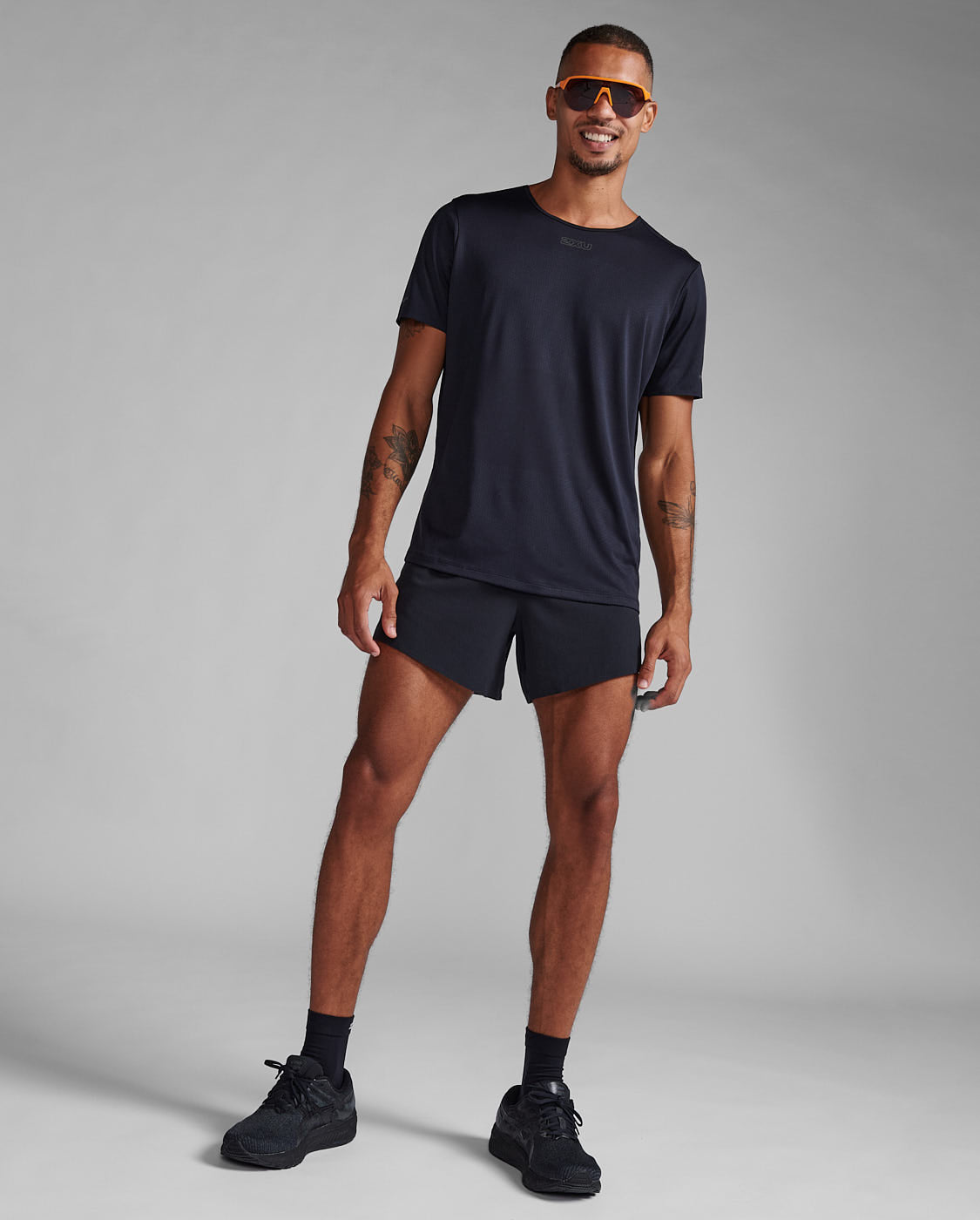 メンズ ライトスピード テックシャツ MR7150A BLK/BRF – 2XU Japan