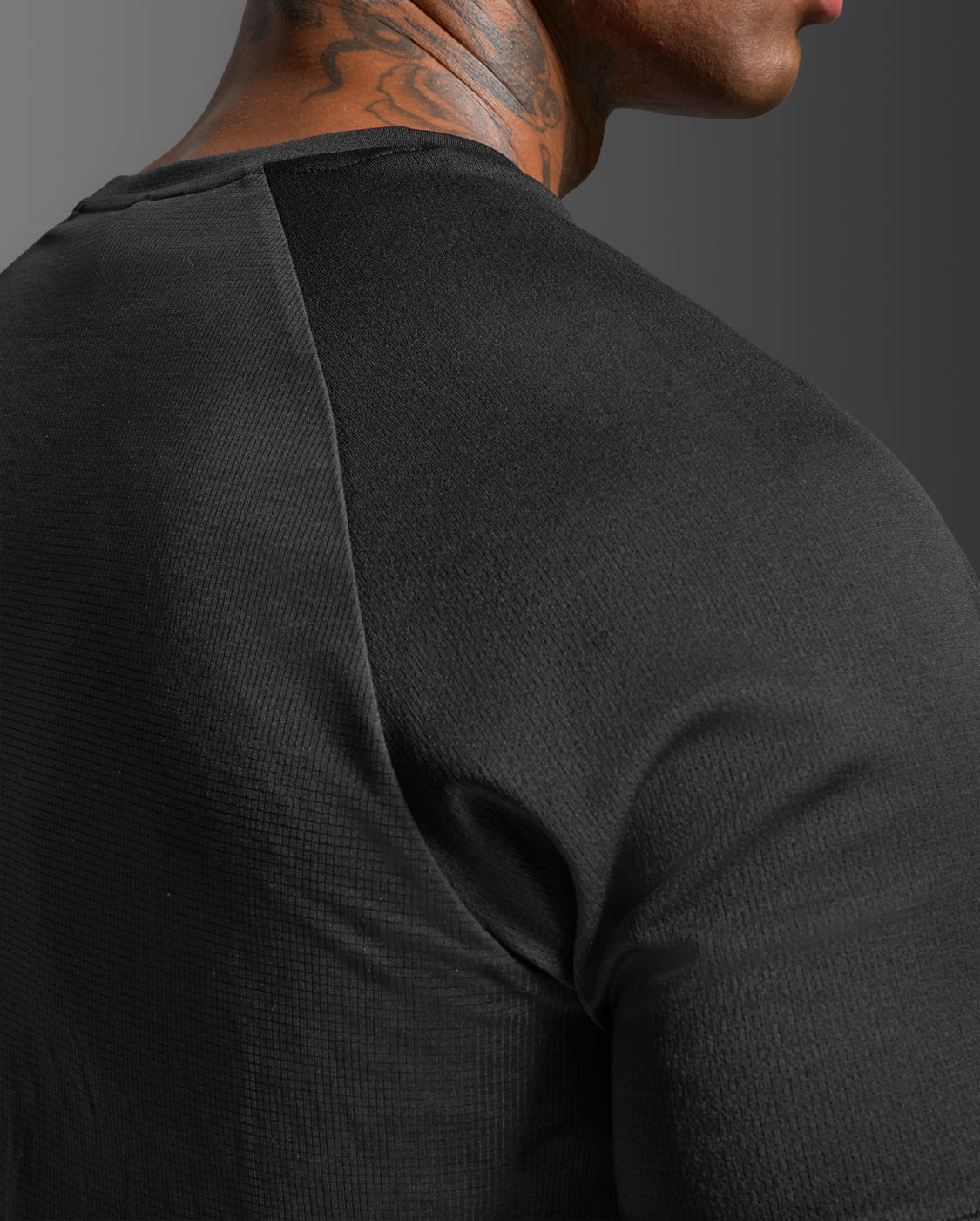 【NEW】メンズ エアロTEEシャツ MR7441A BLK/SRF