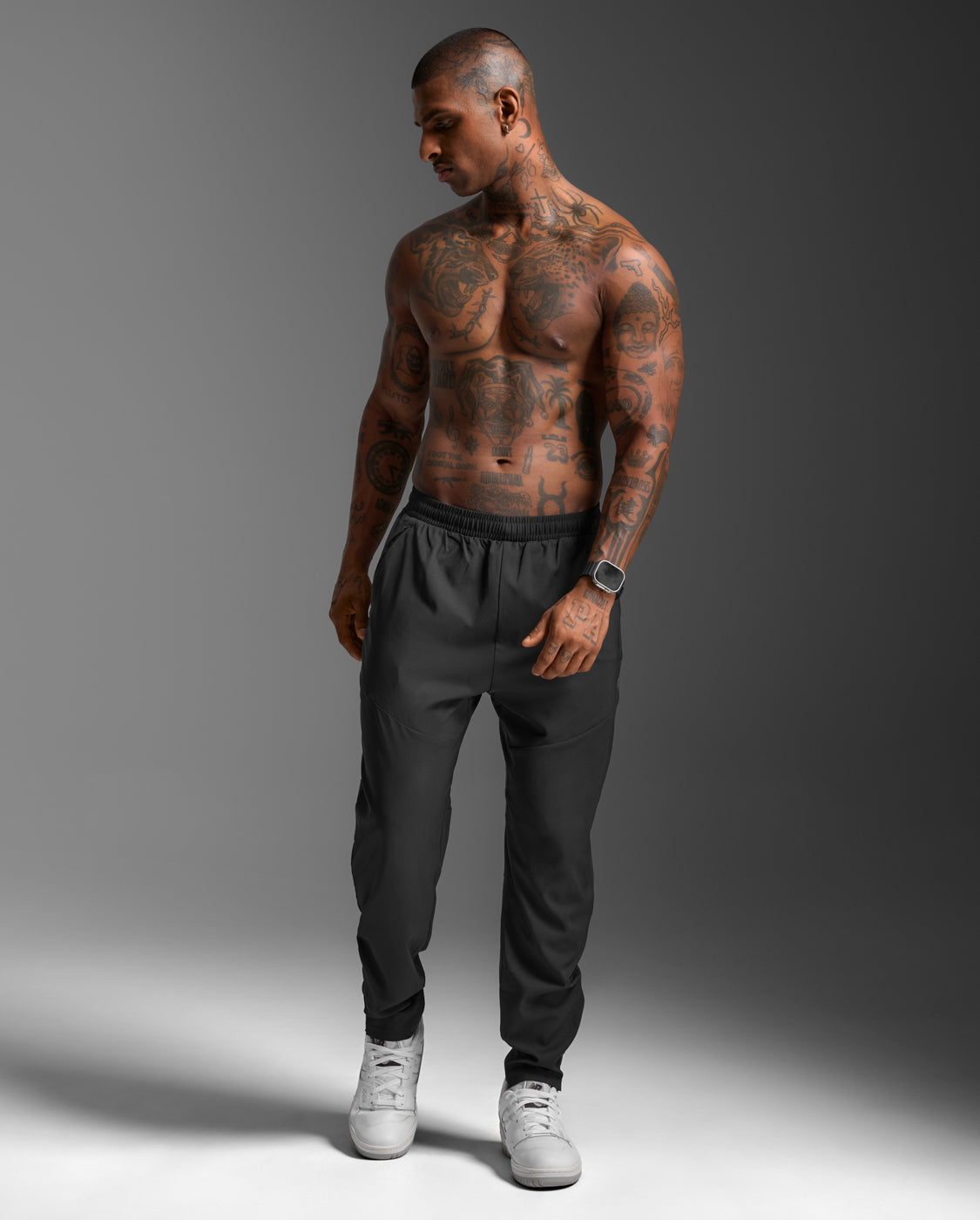 【NEW】メンズ エアロウーヴン ジョガー MR7459B BLK/SRF