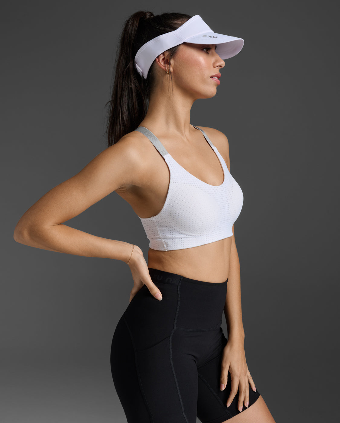 ランバイザー UQ5686F WHT/WHT – 2XU Japan