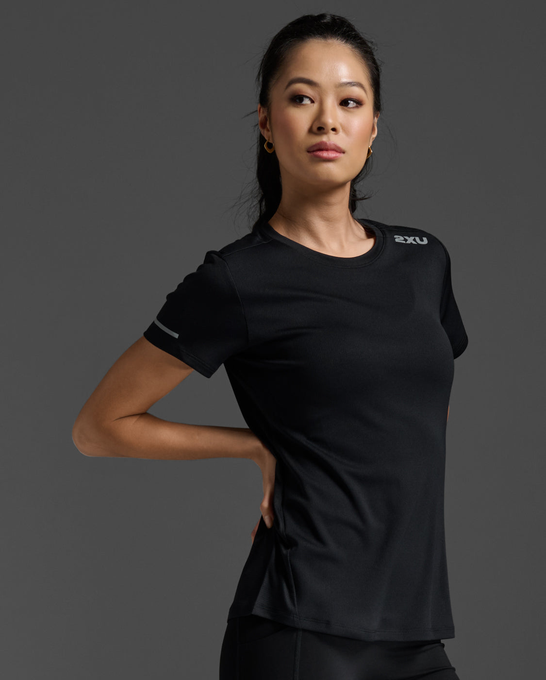 ウィメンズ エアロ Tシャツ WR6565A BLK/SRF – 2XU Japan