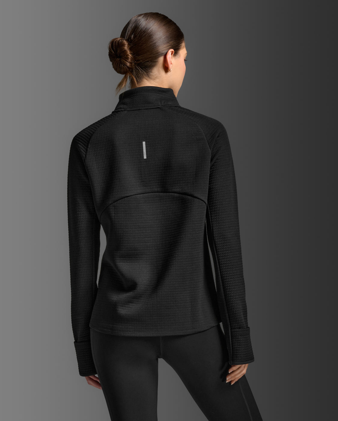 冬用アパレルアイテム – 2XU Japan