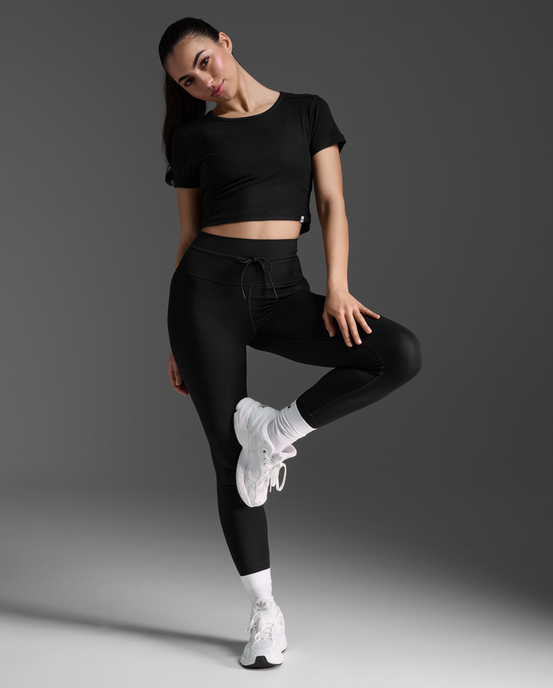 【NEW】ウィメンズ フルイド クロップシャツ WR7413A BLK/WHT