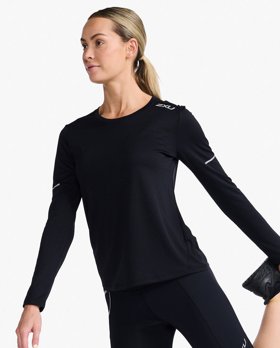 エアロ ロングスリーブシャツ WR6564A BLK/SRF – 2XU Japan